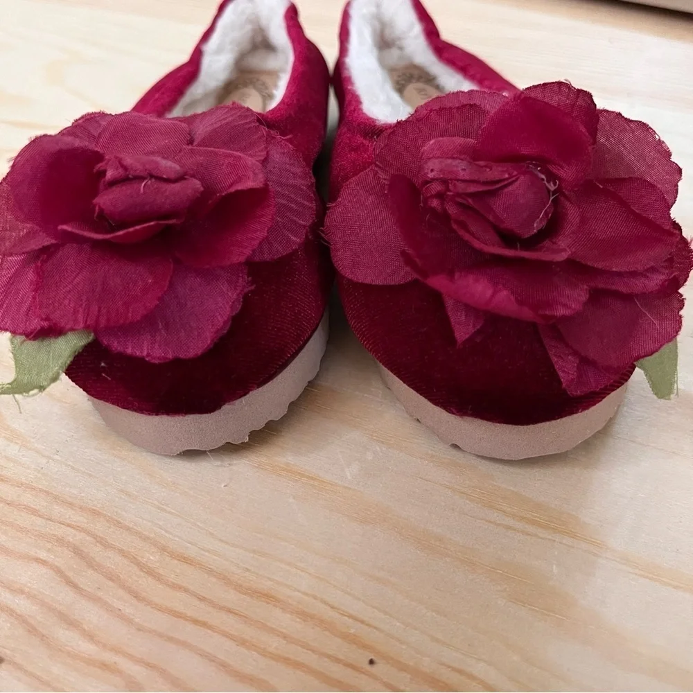 NWT  Joyfolie Mia joy Ameline slipper in berry Sz 9 toddler little girl